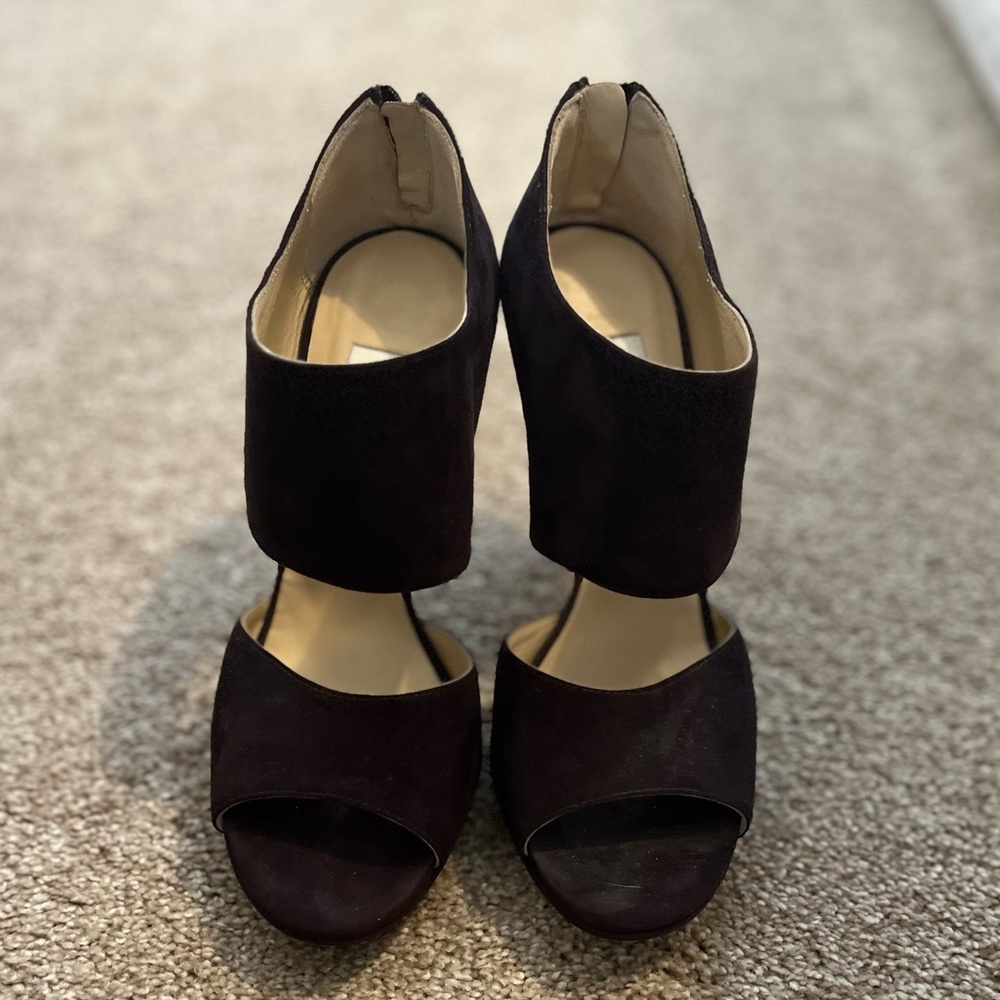 Jimmy Choo Private Plum Suede Peep Toe Heel (Sz 39)